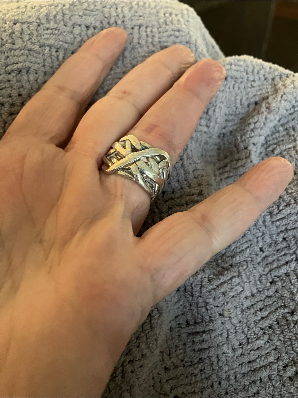 Silpada Silver Ring with Iridescent Moonstone - Picture 4 of 13